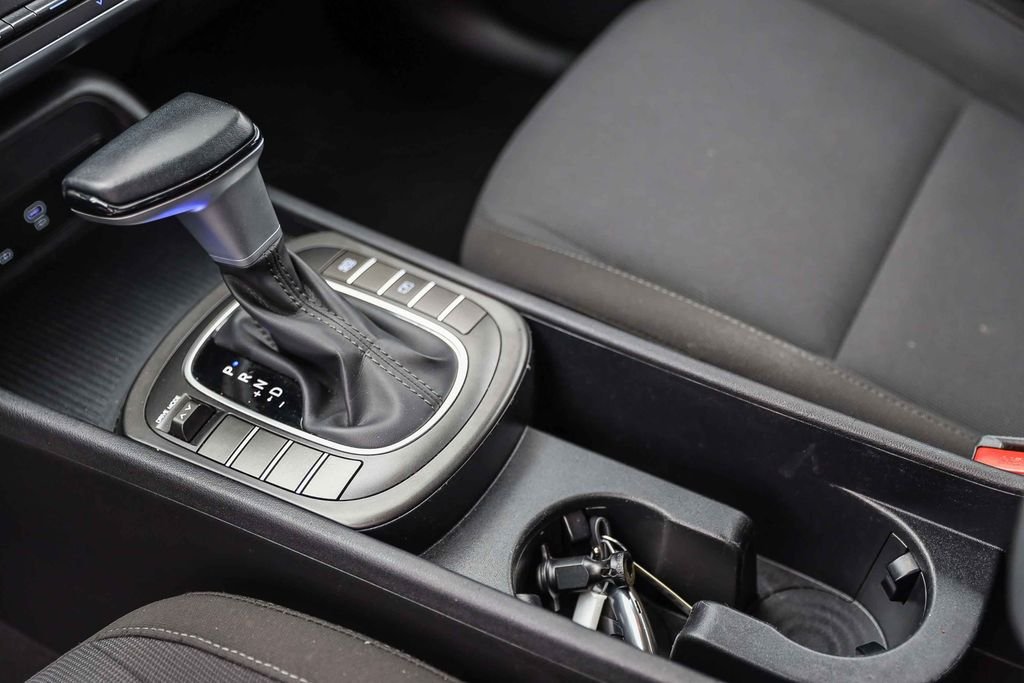 2024 Hyundai Kona SEL - Photo 19
