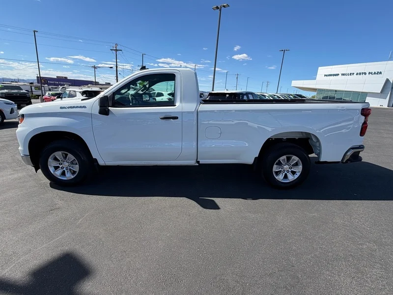 Used 2025 Summit White Chevrolet WT image 6