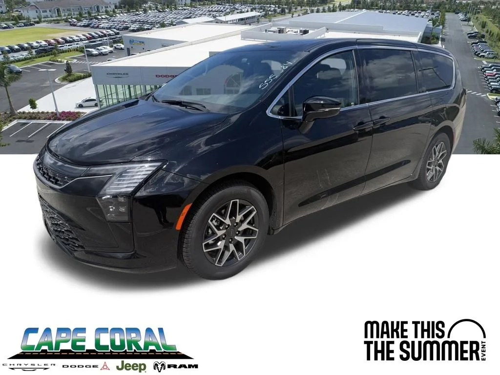 New 2027 Diamond Black Crystal Pearl-Coat Exterior Paint Chrysler Limited image 27