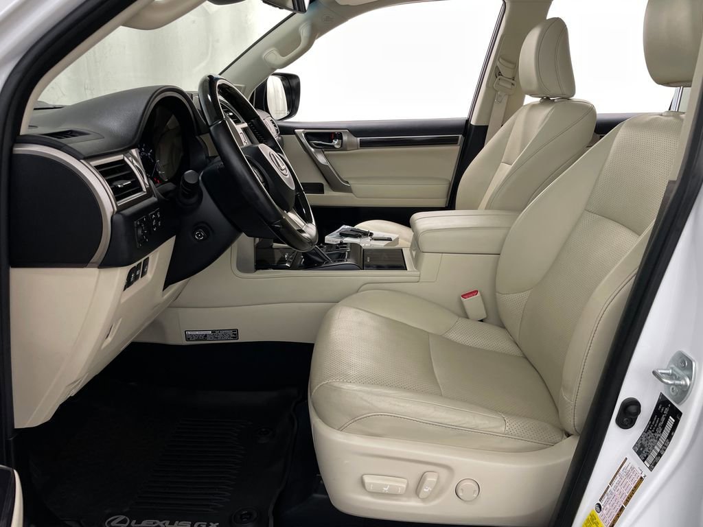 2020 Lexus GX LUXURY - Photo 10