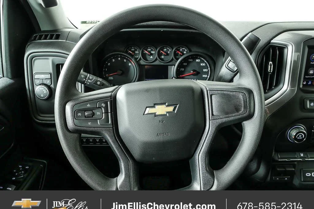 New 2026 Summit White Chevrolet WT image 9