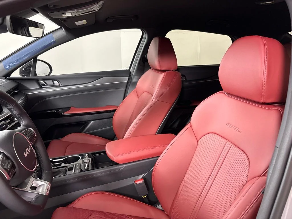 New 2026 Wolf Gray Kia GT-Line FWD image 27