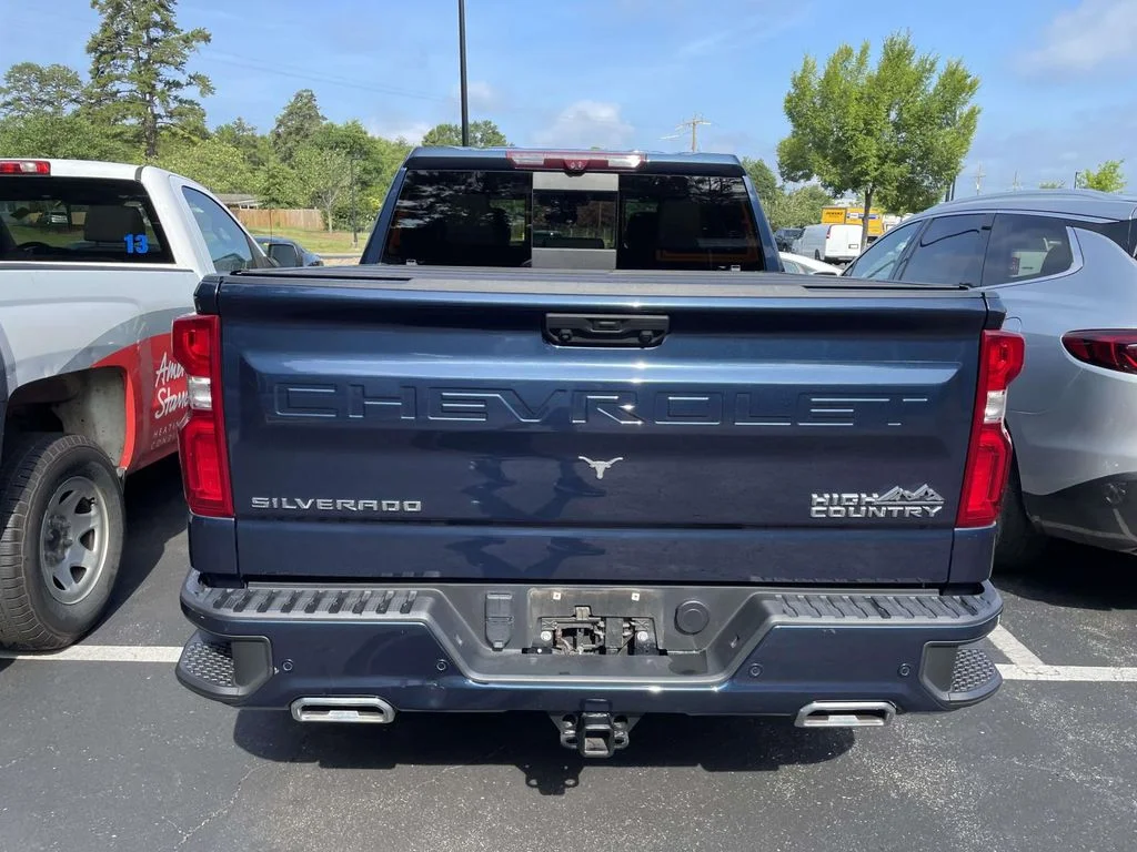 Used 2023 Northsky Blue Metallic Chevrolet High Country image 5