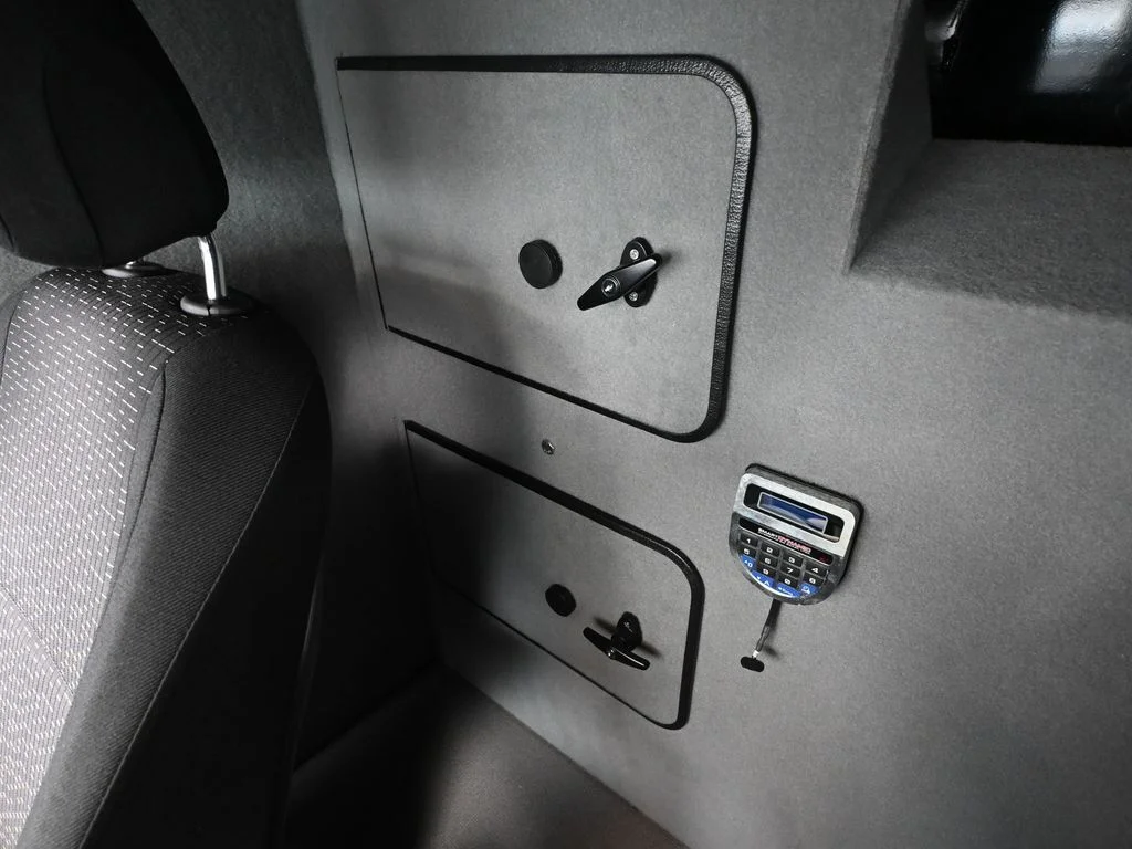 Used 2023 White Mercedes-Benz Cargo image 33