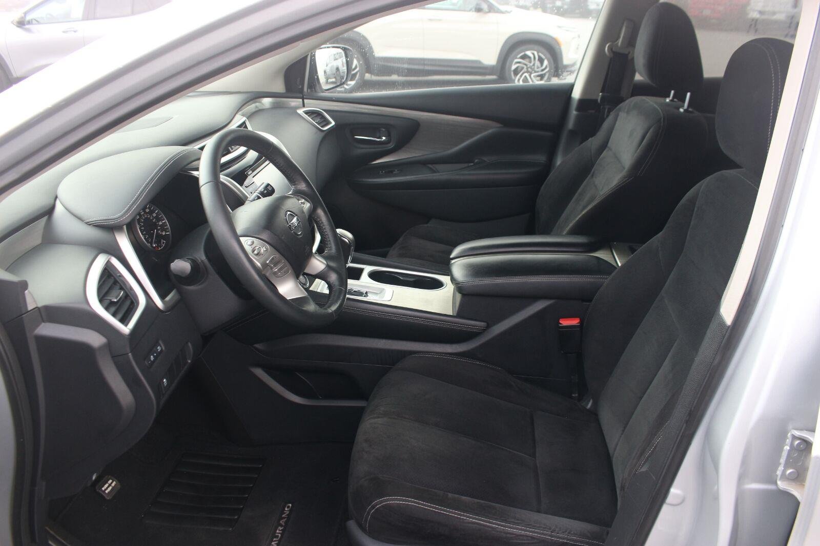 Used 2018 Silver Nissan SV image 14