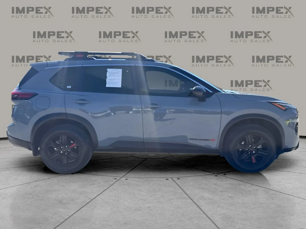 Used 2025 Gray Nissan Rock Creek image 6