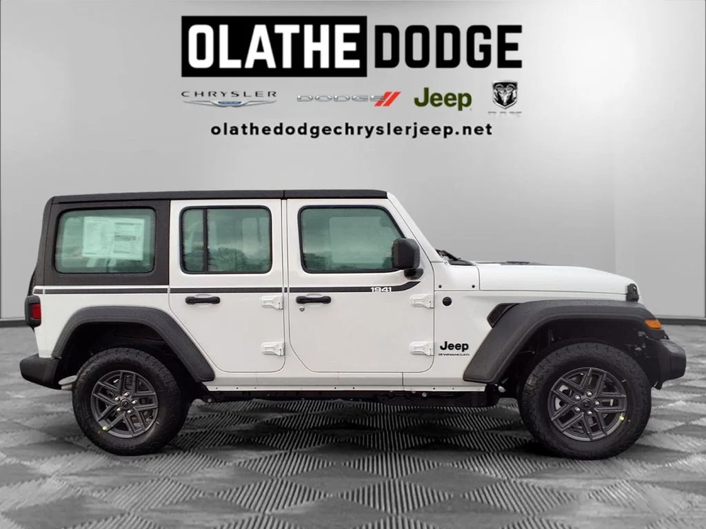 New 2026 Bright White Clear-Coat Exterior Paint Jeep Sport image 27
