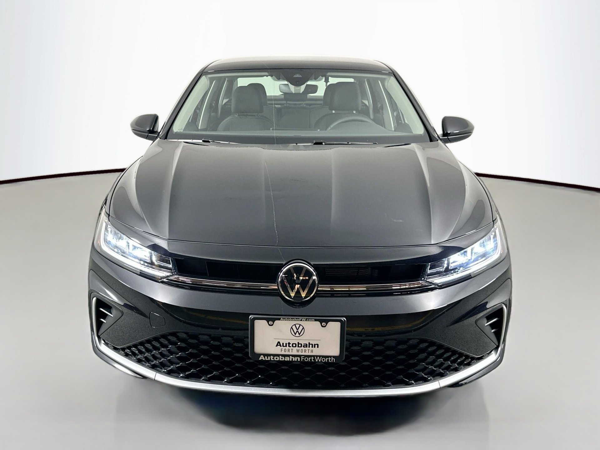 3VW5W7BUXTM010384