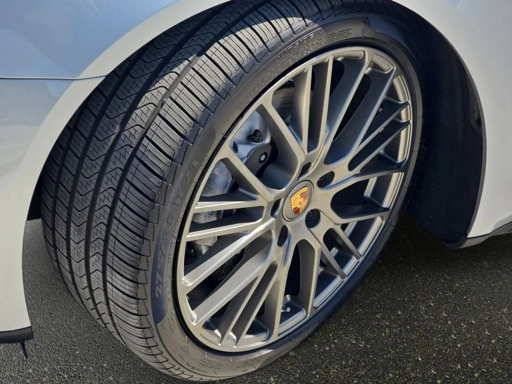 Used 2023  Porsche Platinum Edition image 36