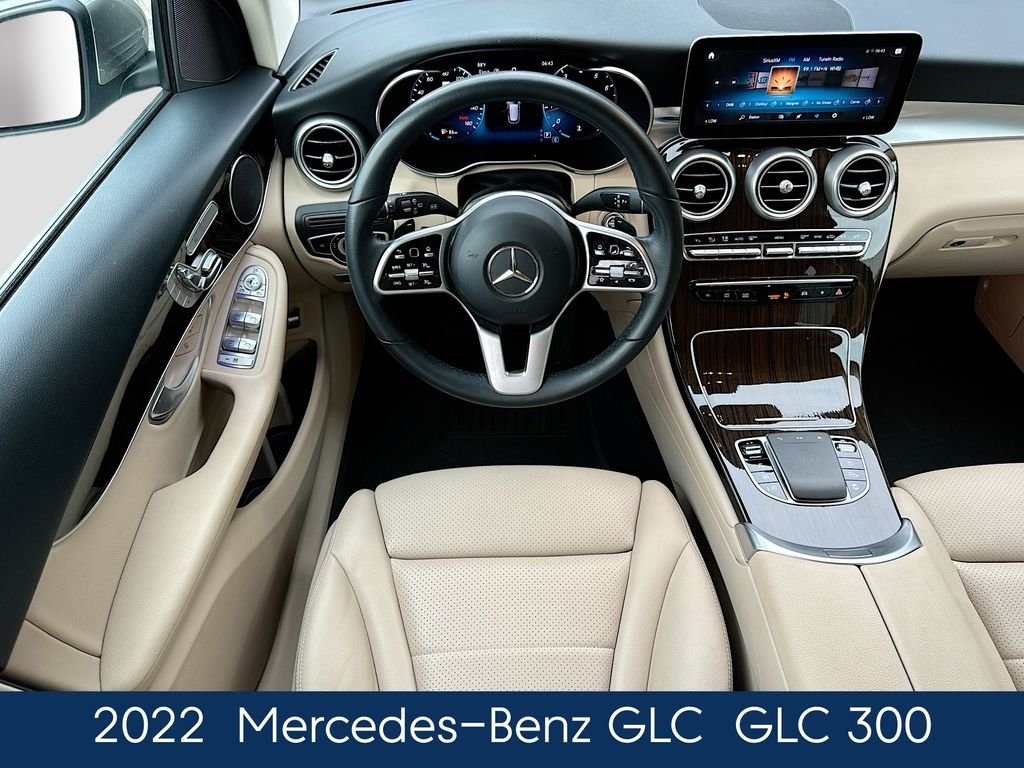 Used 2022  Mercedes-Benz GLC 300 image 15