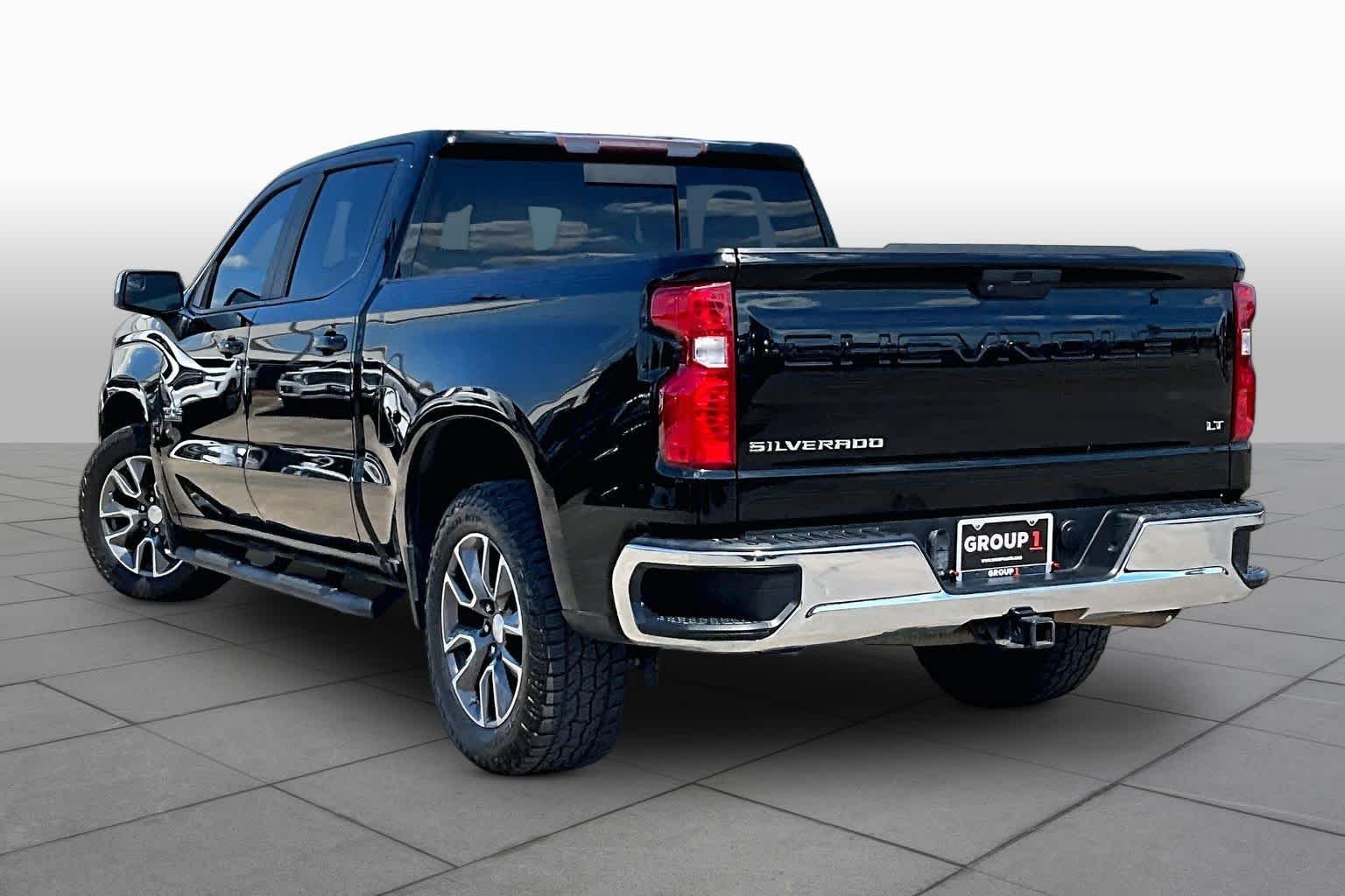 Used 2020 Black Chevrolet LT image 12