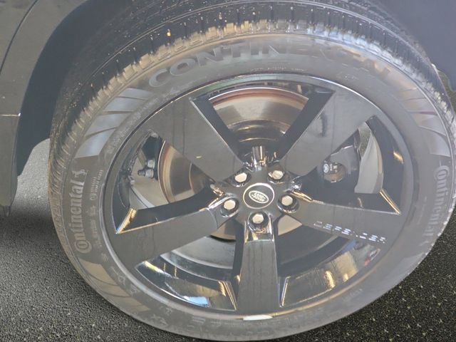 Used 2022 Black Land Rover  image 34