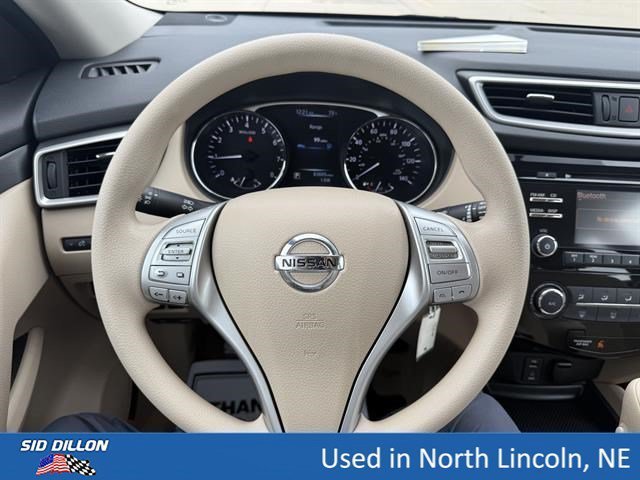 Used 2015 Cayenne Red Nissan S image 12