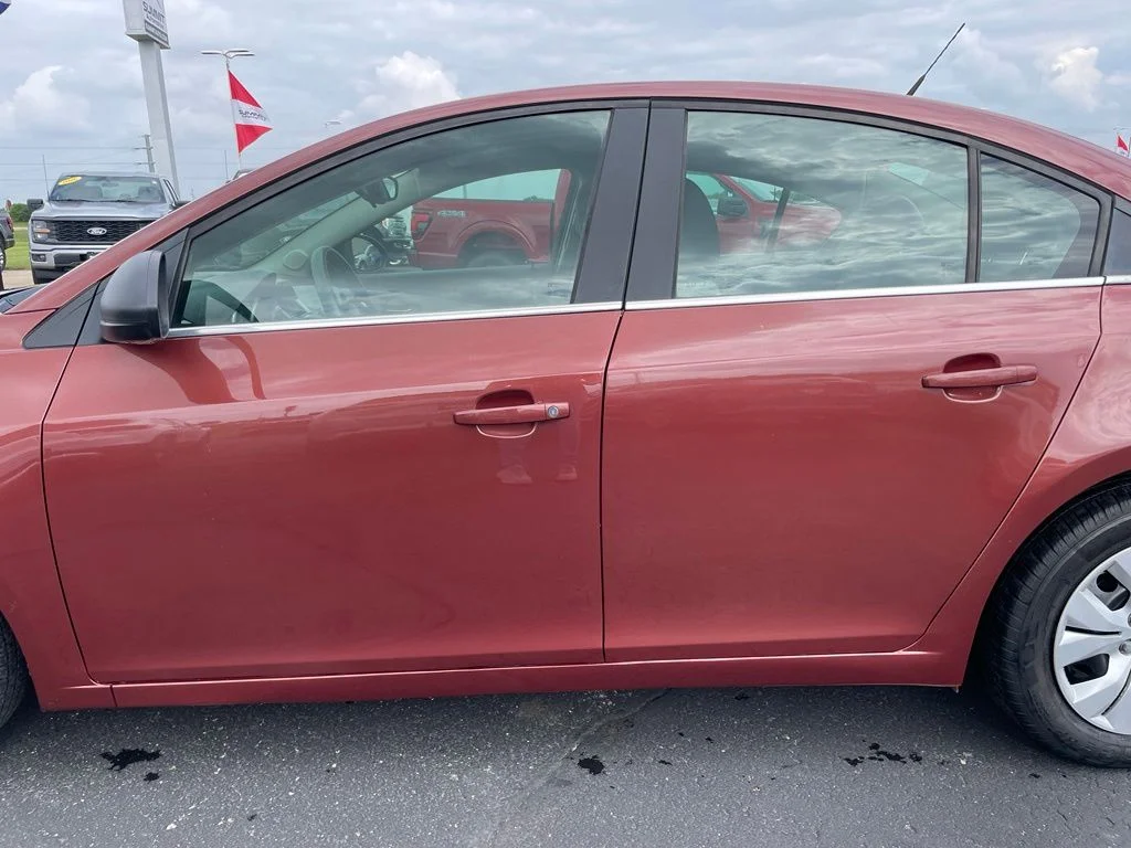 Used 2012 Autumn Metallic Chevrolet LS image 22