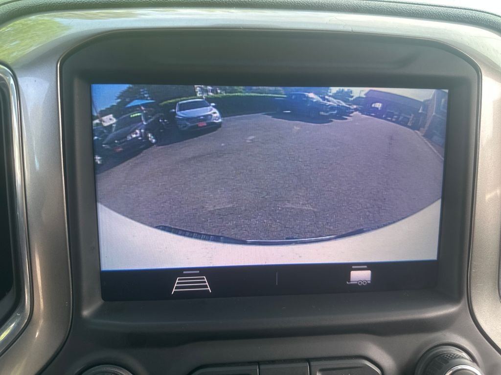 Used 2020 White Chevrolet LT image 12