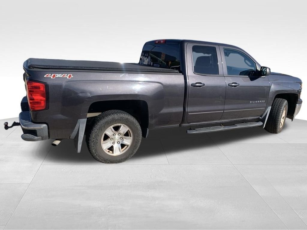 Used 2015 Gray Chevrolet LT image 11