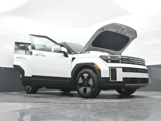 New 2026 White Hyundai SE image 22