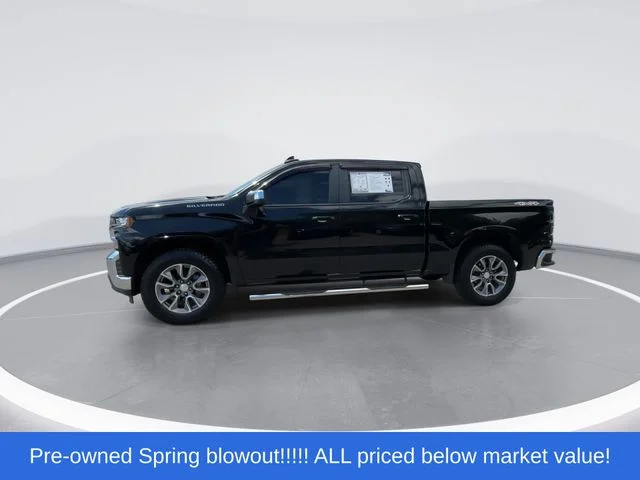 Used 2020 Black Chevrolet LT image 9