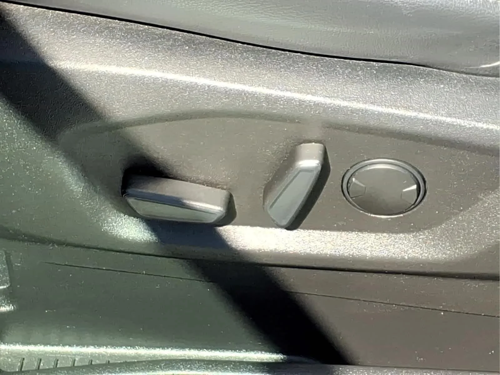 Used 2023 Iconic Silver Ford SEL image 19