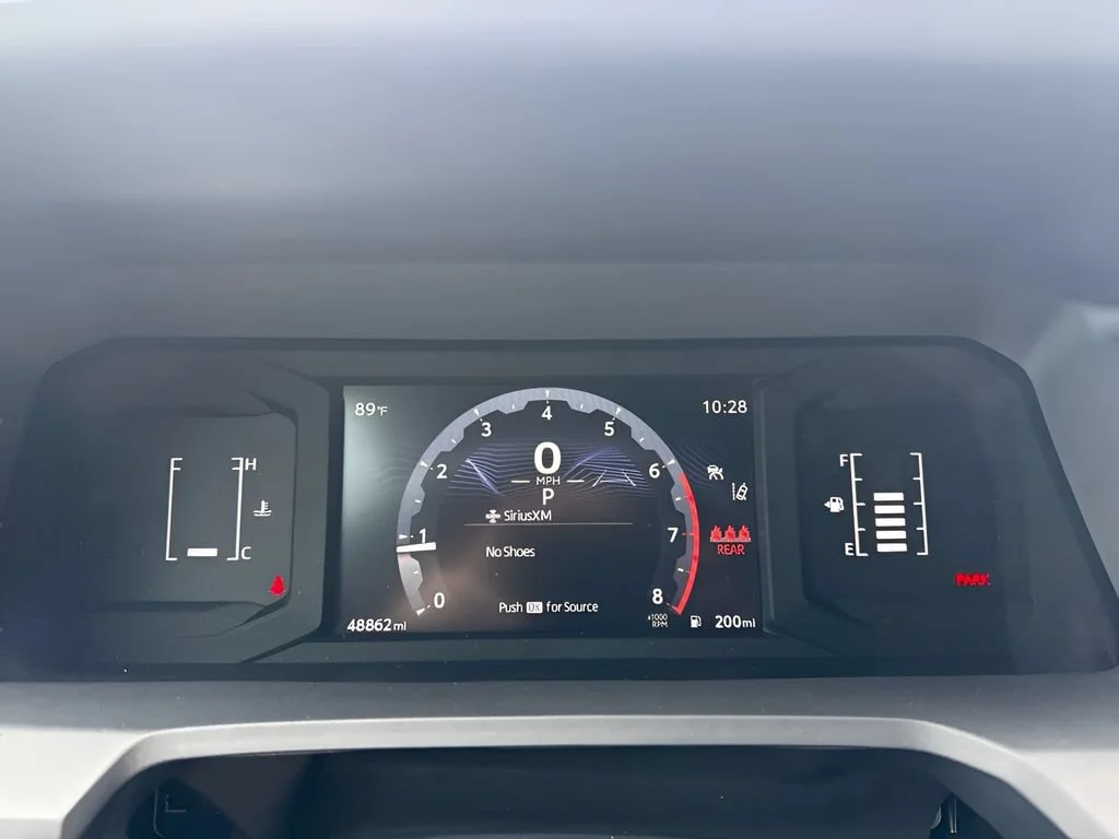 Used 2025  Toyota SR image 23