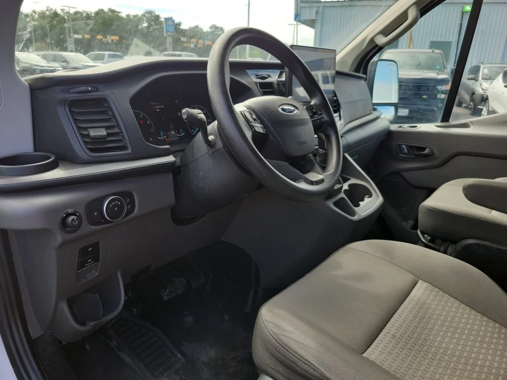 2024 Ford Transit Passenger Van XL - Photo 10