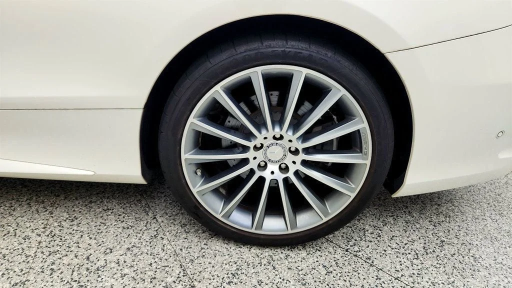 Used 2016 designo Diamond White Metallic Mercedes-Benz 2dr Coupe S 550 4MATIC® w/ Sport Pkg & Premium 1 Pkg image 9