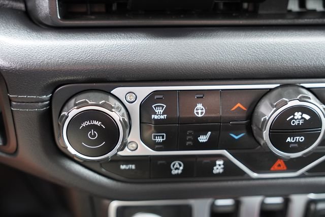 Used 2024 Black Jeep Rubicon image 25
