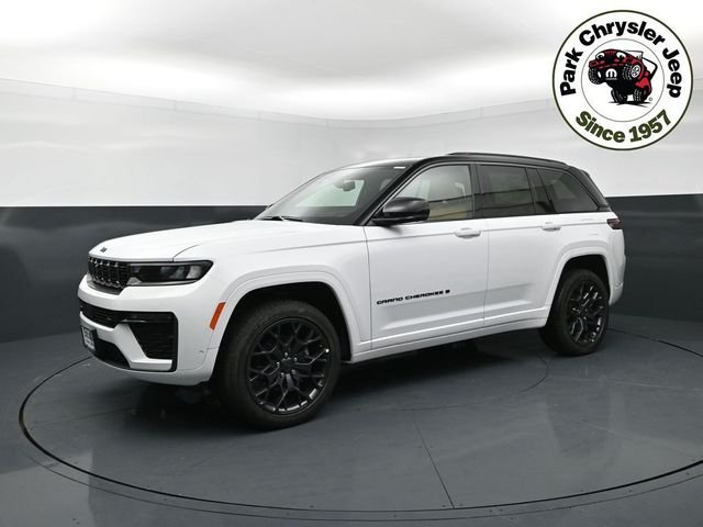 New 2026 Bright White Clear-Coat Exterior Paint Jeep Summit image 2