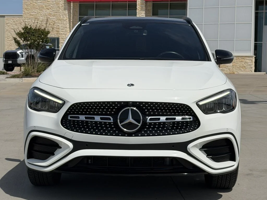 Used 2025  Mercedes-Benz GLA 250 image 7