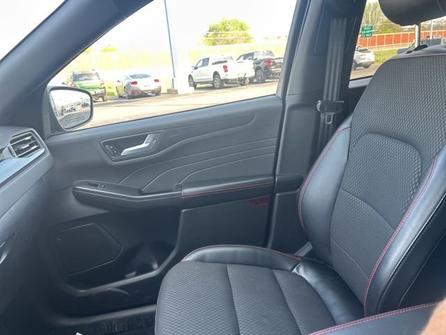 Used 2024 Black Metallic Ford ST-Line image 29
