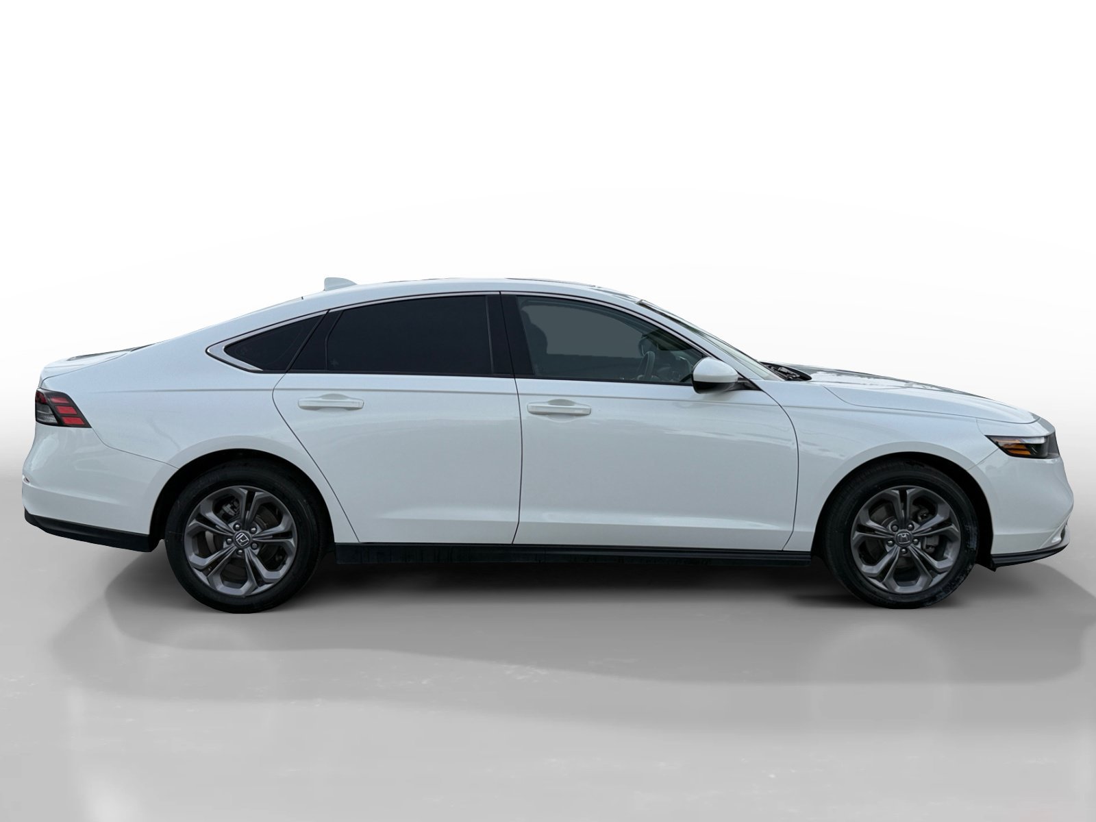 2024 Honda Accord EX - Photo 6