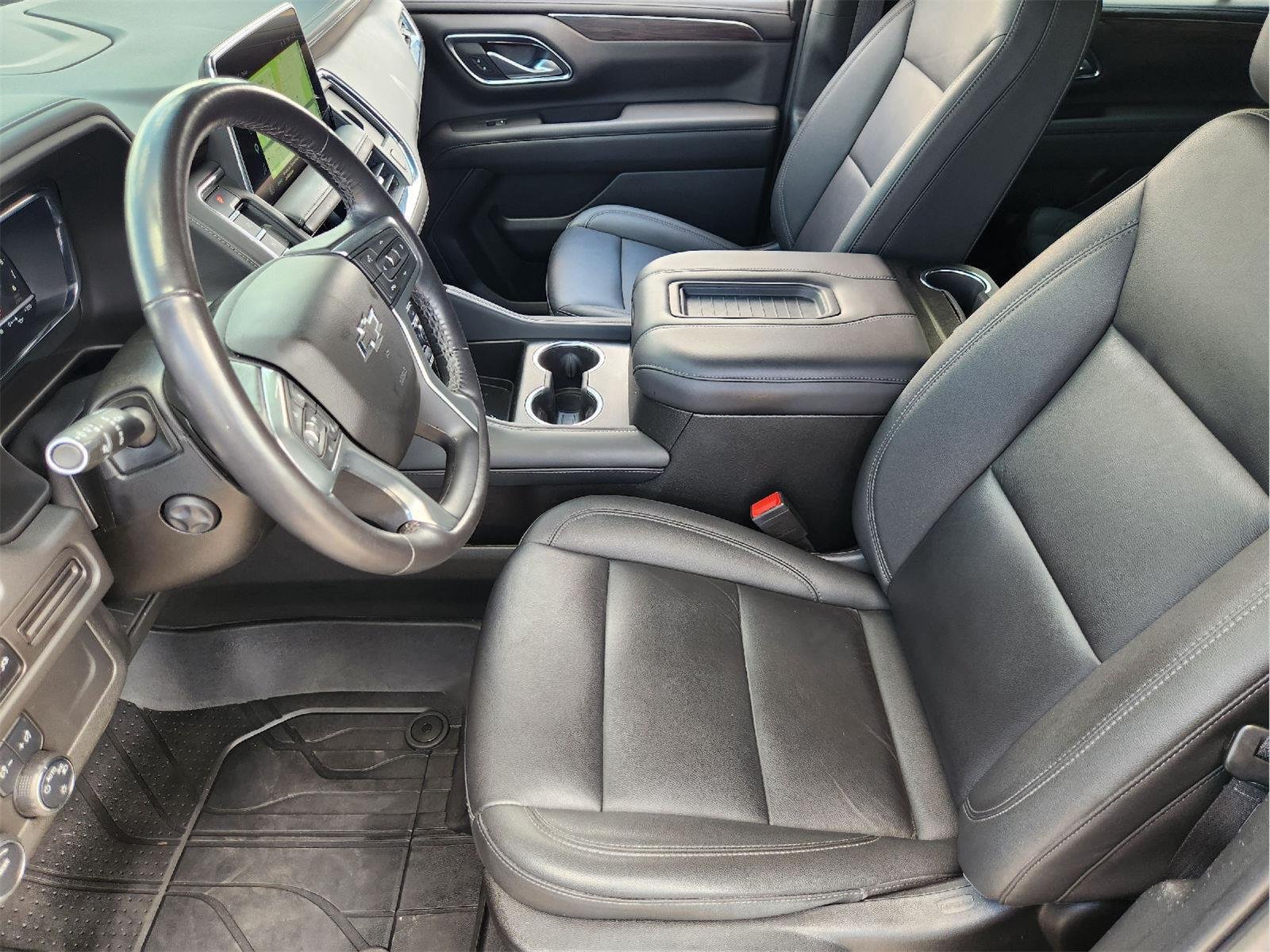 2022 Chevrolet Tahoe photo 13 of 32