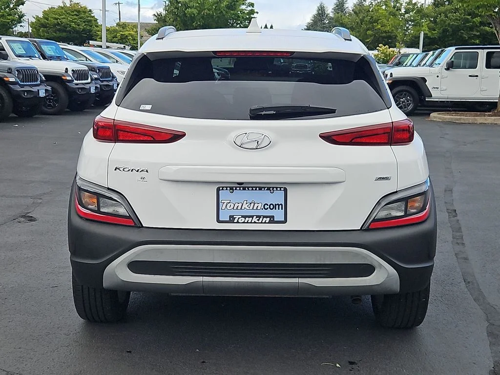 Used 2023 Lunar White Hyundai SEL image 5
