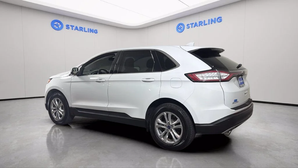 Used 2017 White Ford SEL image 4