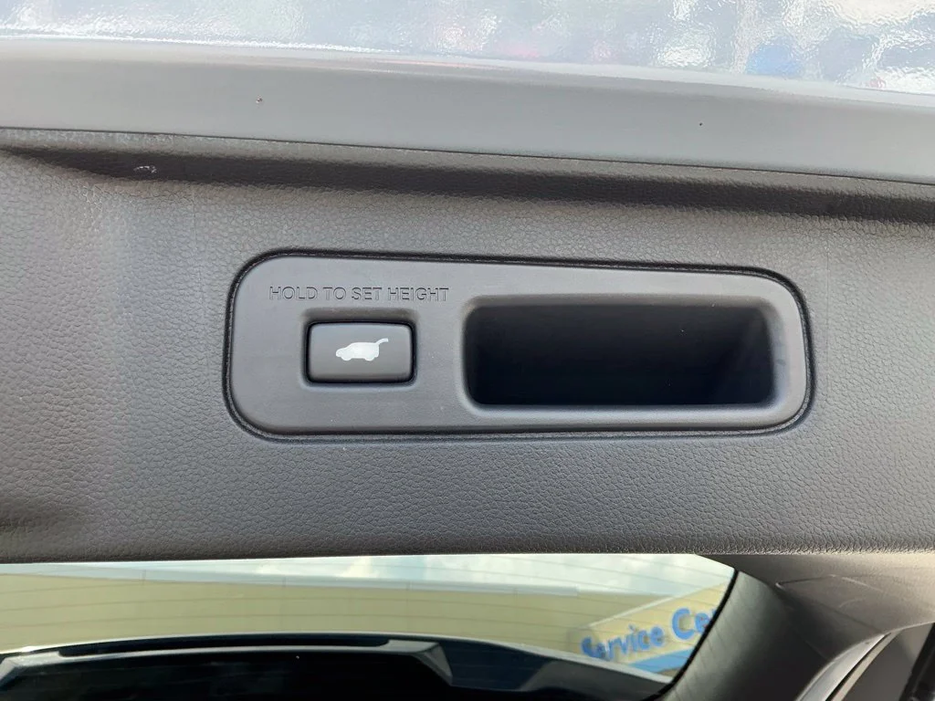 Used 2025  Honda Black Edition image 24
