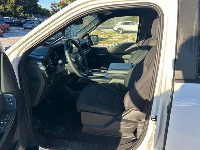 Used 2023 Oxford White Ford XL image 5