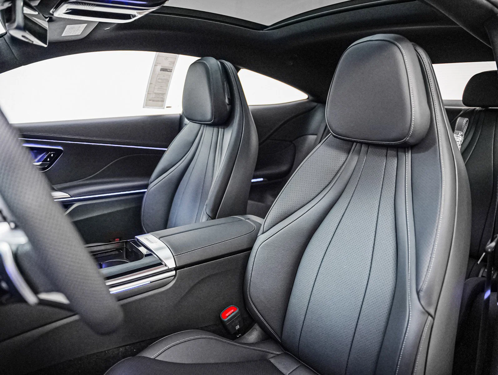 New 2026 Polar White Mercedes-Benz CLE 300 4MATIC® image 11
