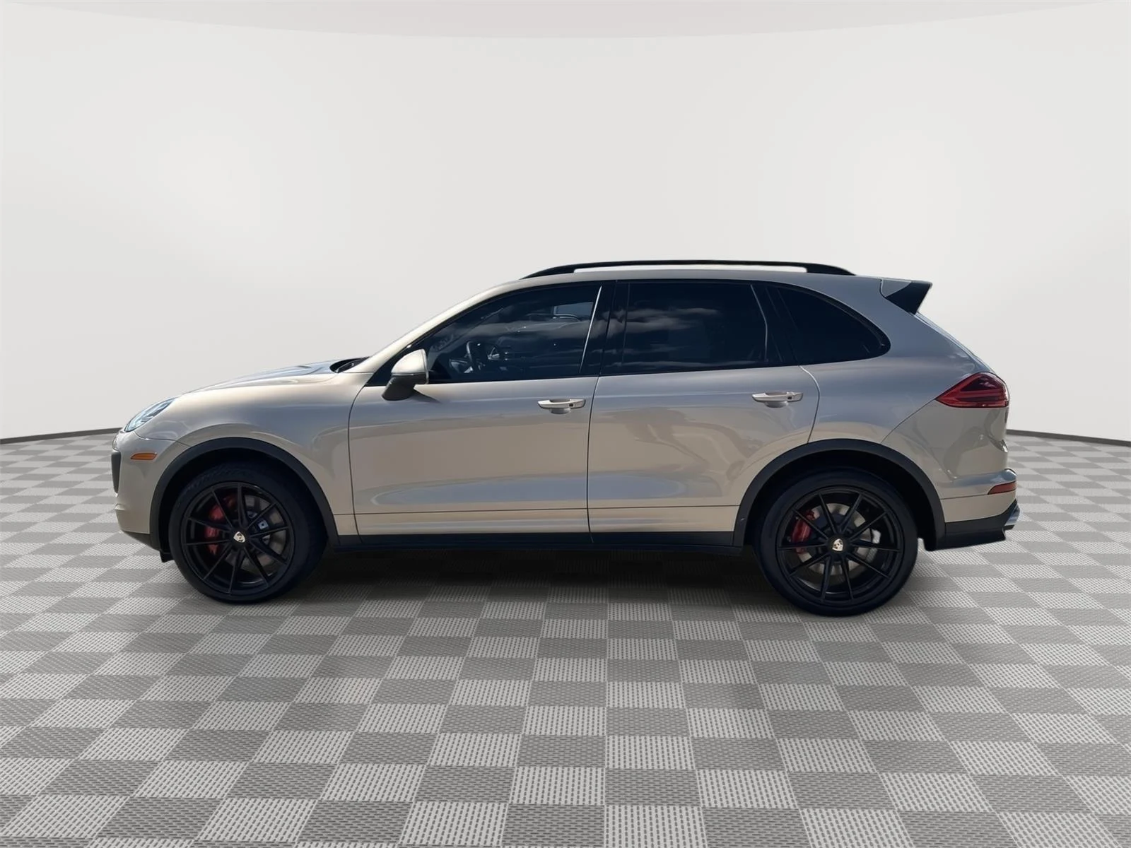 Used 2015 Palladium Metallic Porsche Turbo image 6