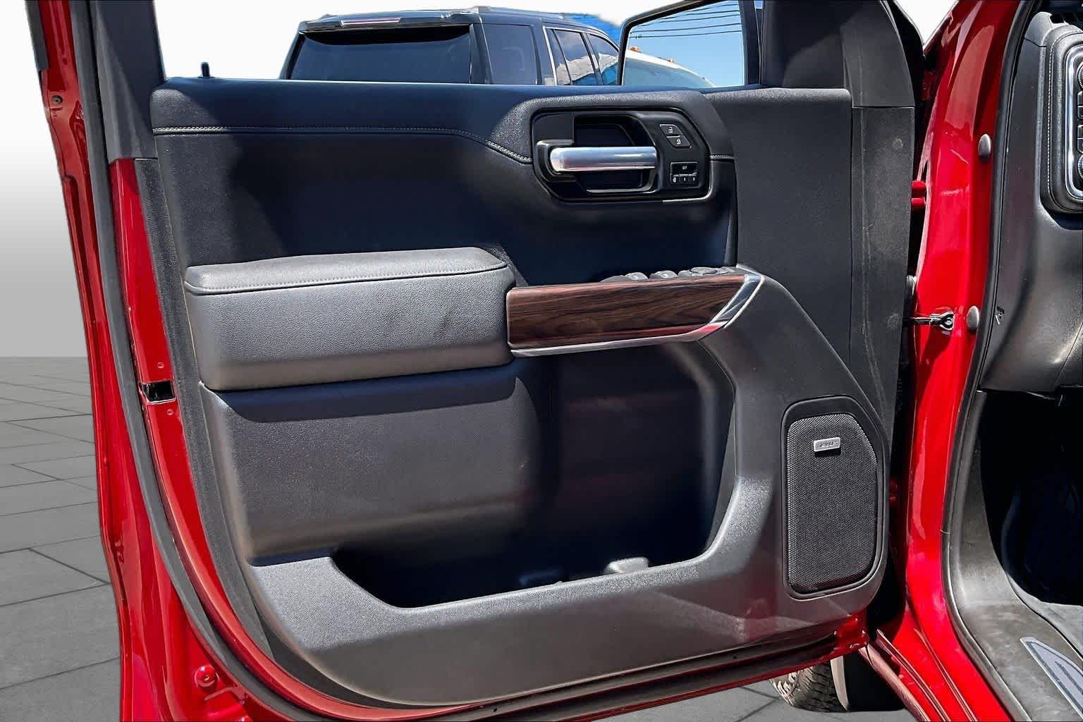 Certified Used 2021 Cayenne Red Tintcoat GMC SLT image 22