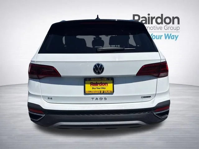 Certified Used 2024 Pure White Volkswagen SE image 6