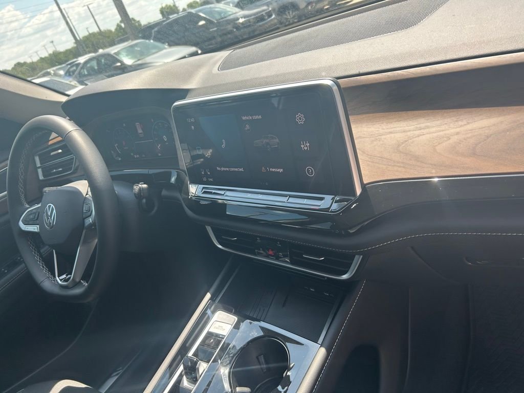 2026 Volkswagen Atlas SE w/Tech - Photo 34