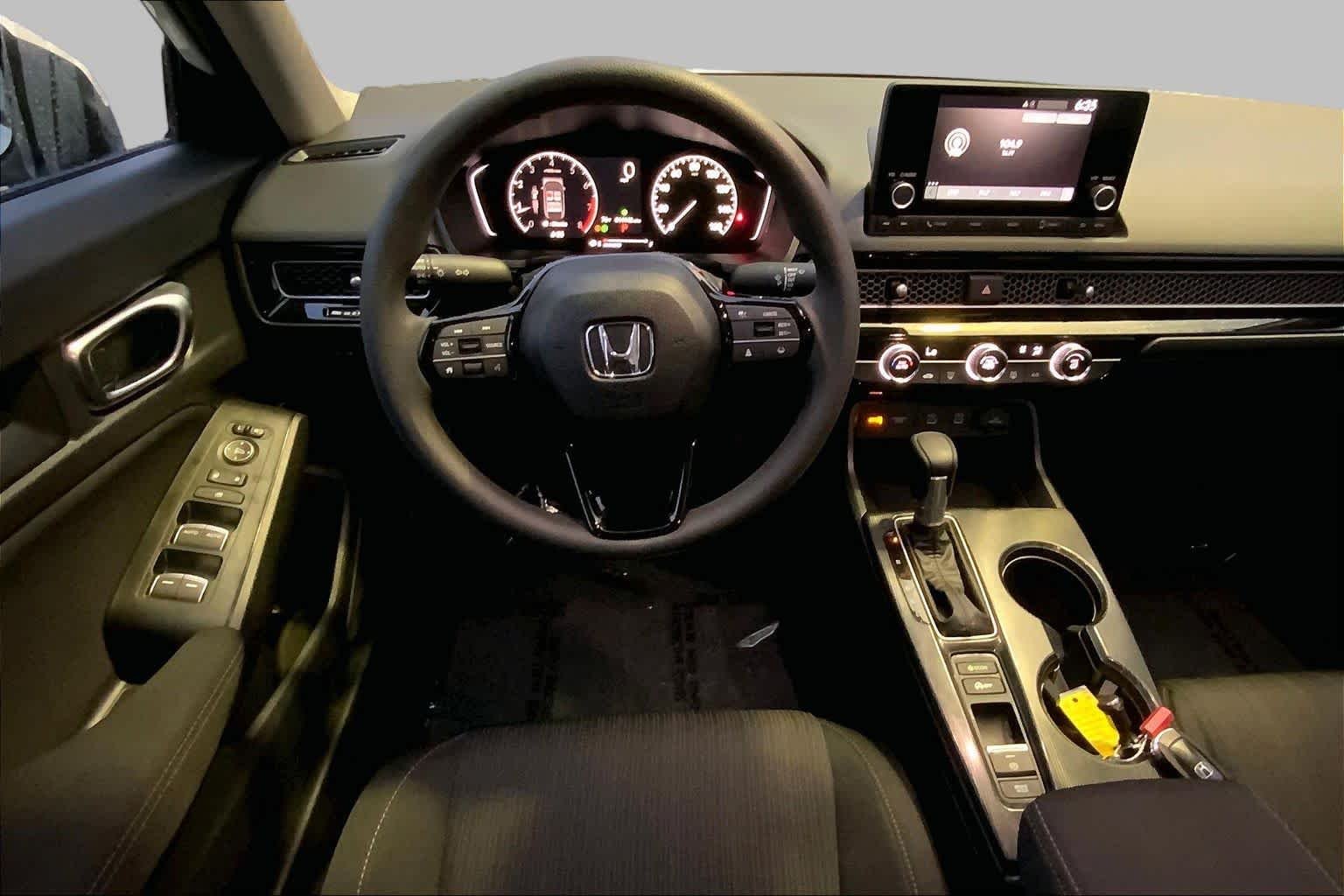 Used 2026 Platinum White Pearl Honda LX image 6
