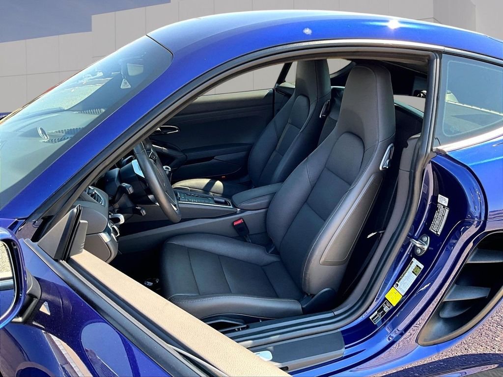 Used 2022 Blue Porsche S image 5