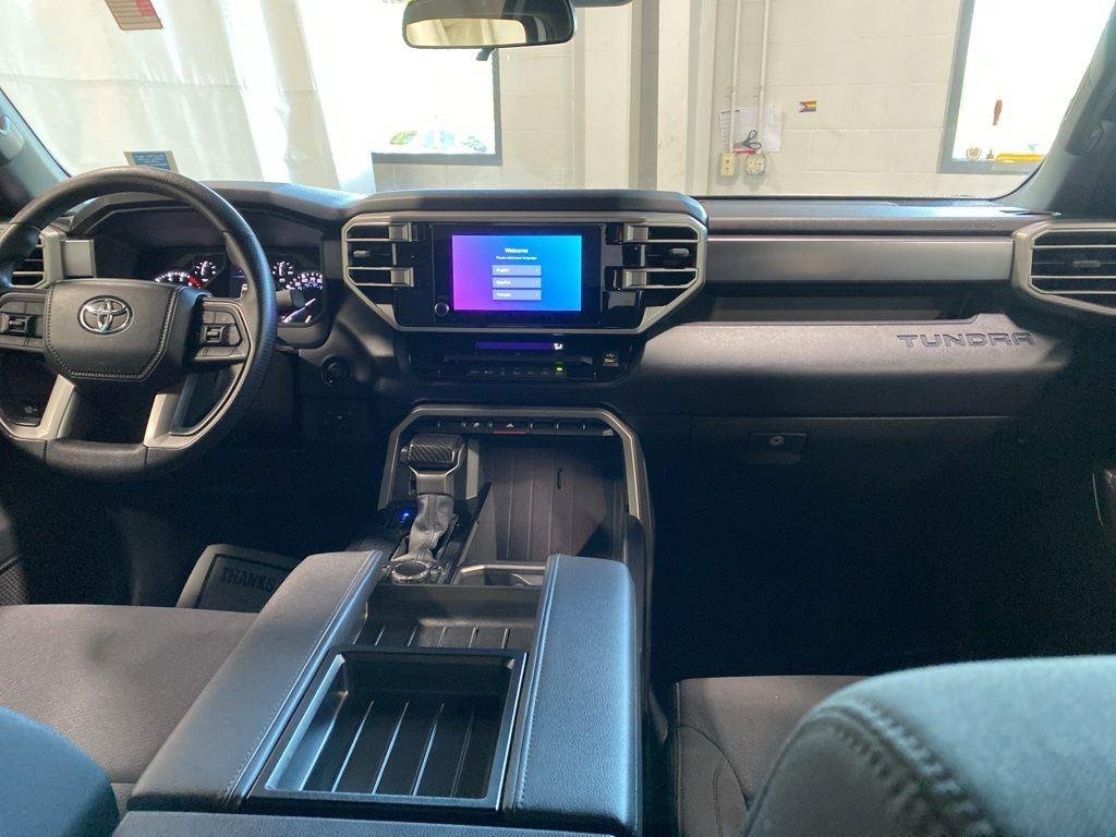 Used 2025 Ice Toyota SR5 image 6