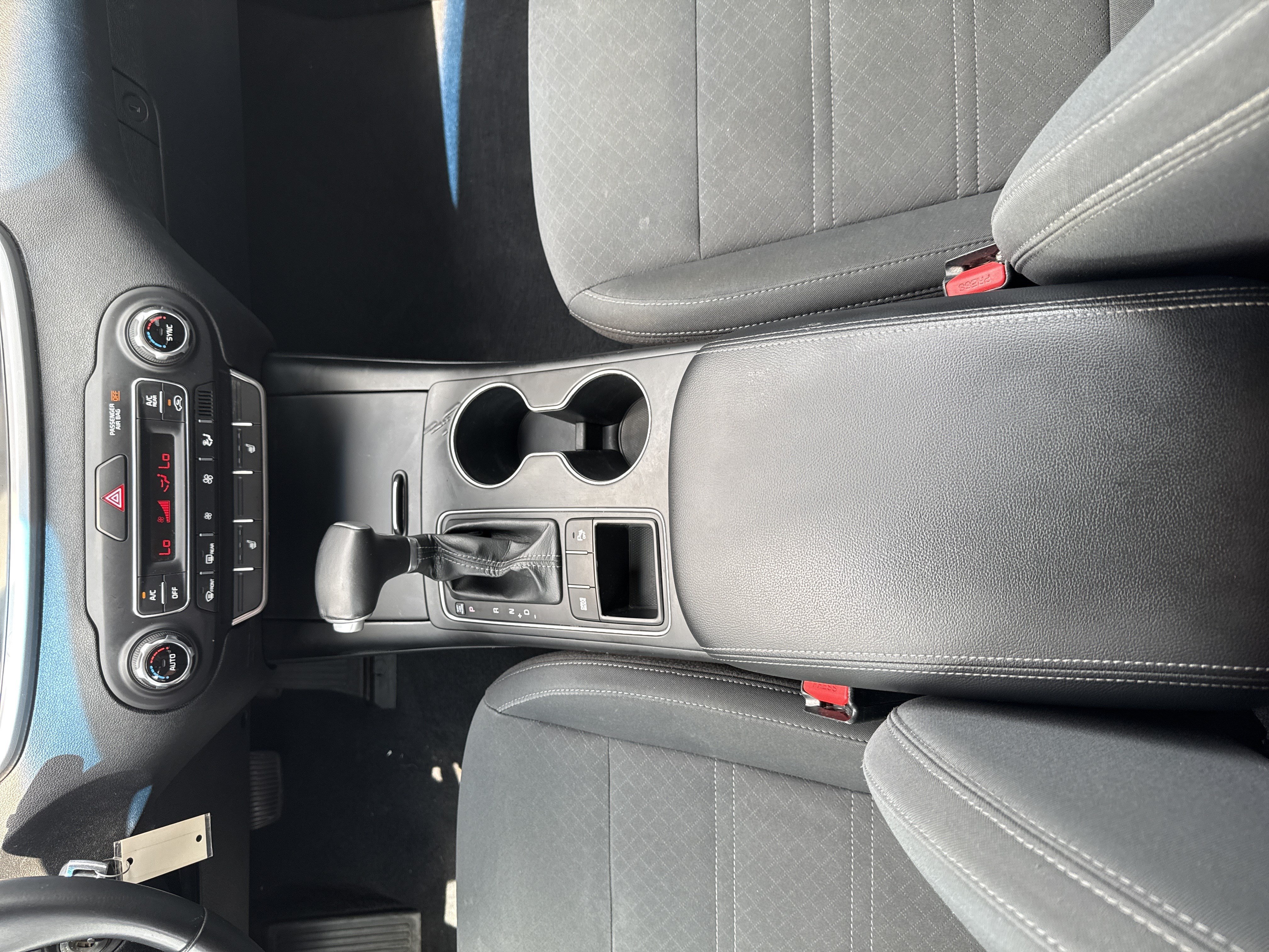 Used 2019 Passion Red Kia S V6 image 29