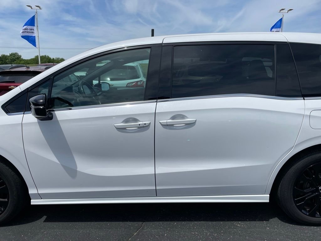 Used 2025 White Honda Sport-L image 39