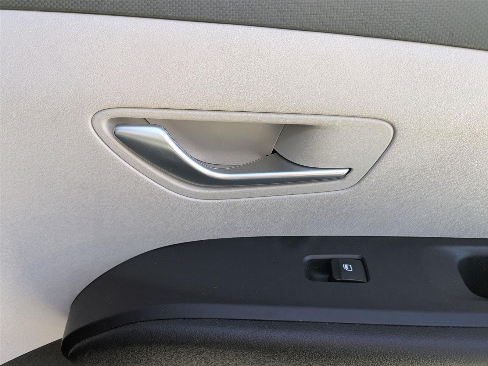 Used 2024 Black Pearl Hyundai SEL image 27
