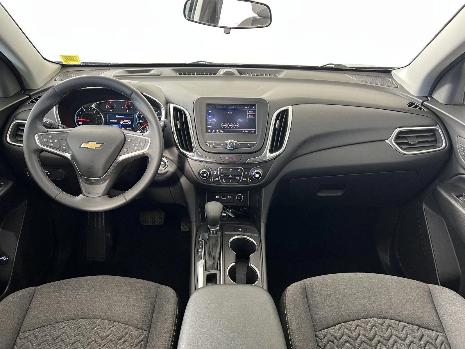 Used 2024 Lakeshore Blue Metallic Chevrolet LT image 19