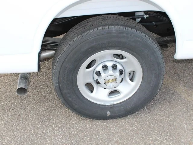 New 2026 White Chevrolet Work Van image 18