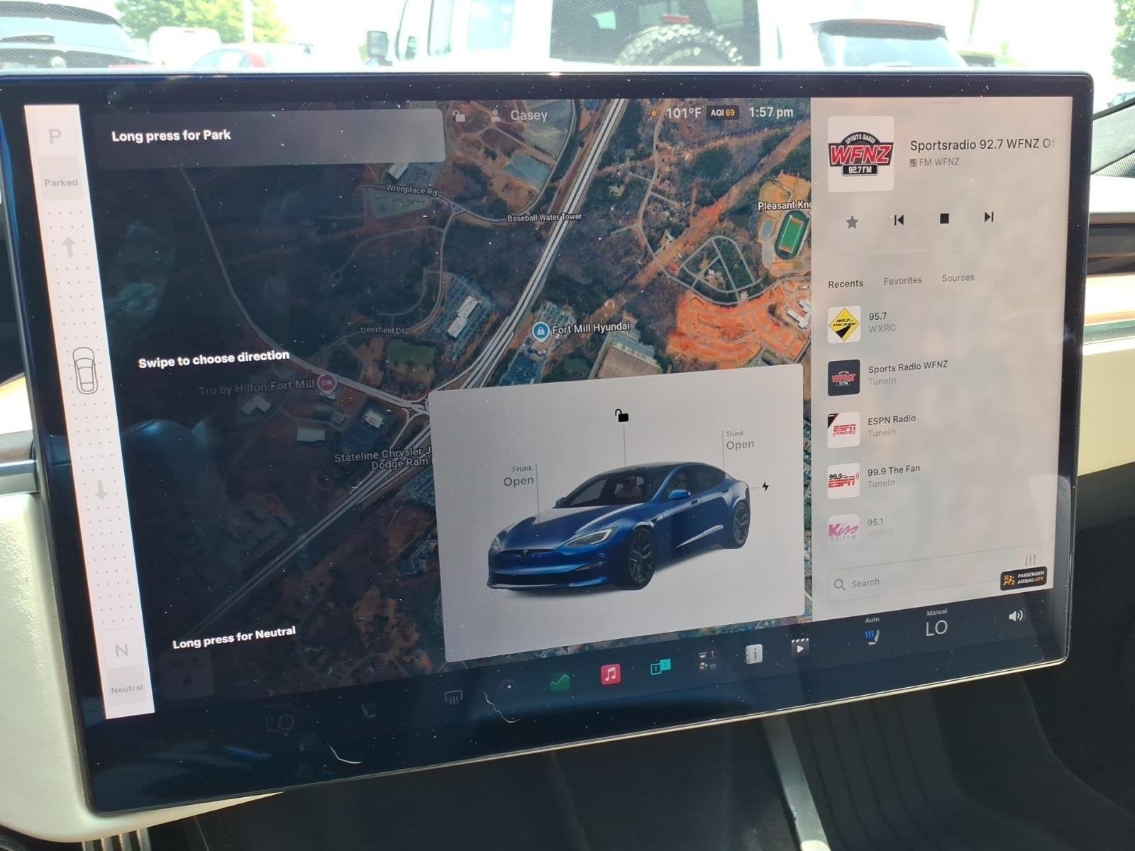 Used 2022 Deep Blue Metallic Tesla Base image 19